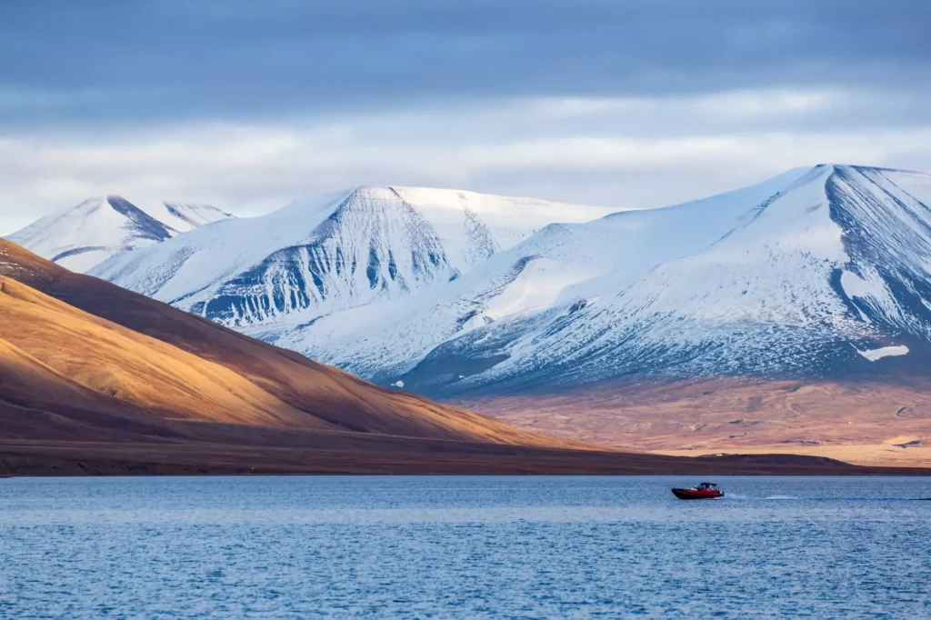 Boot vor Longyearbyen